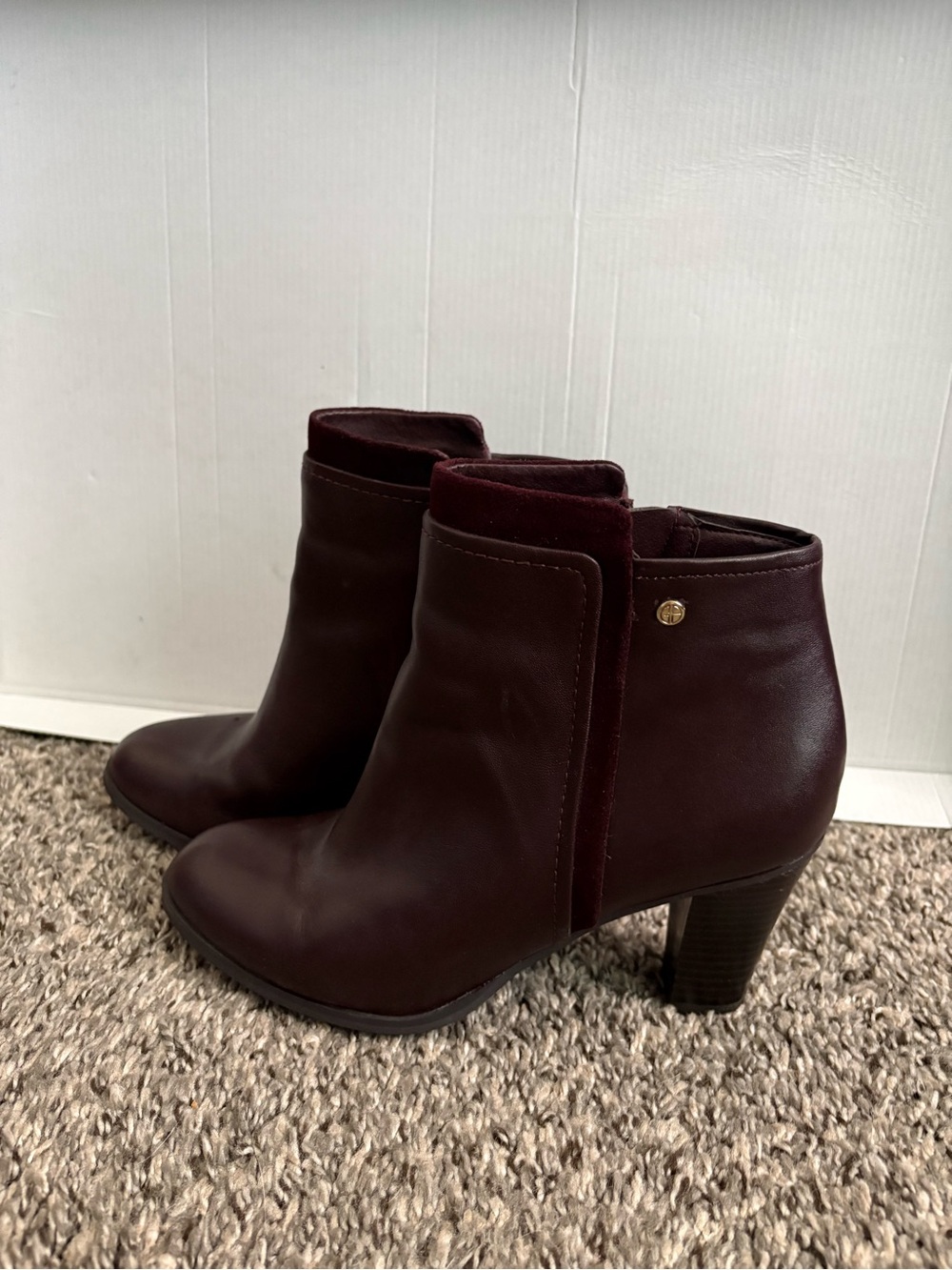 Giani Bernini Women’s Ankle Boot Memory Form Size 8